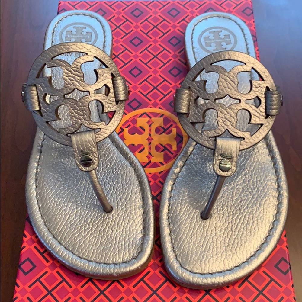 Tory Burch Miller Metallic Leather Sandal sz6